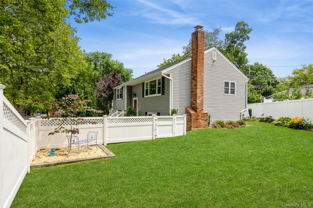 43 Ripley Drive, Northport, NY 11768