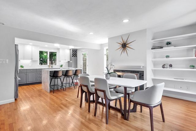 552 Concord Ave, Lexington, MA 02421