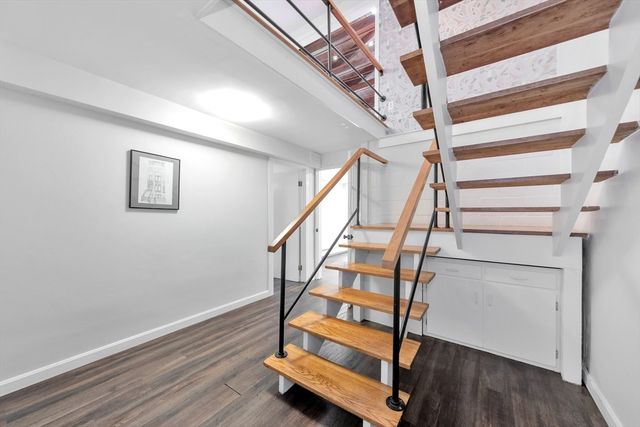552 Concord Ave, Lexington, MA 02421