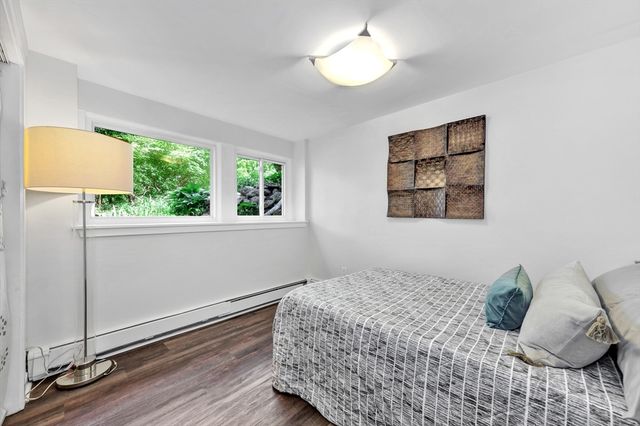 552 Concord Ave, Lexington, MA 02421