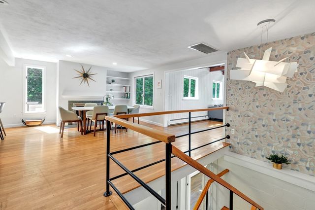 552 Concord Ave, Lexington, MA 02421