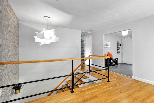 552 Concord Ave, Lexington, MA 02421