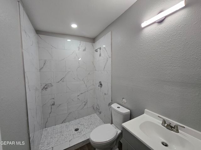 205 WOOLDRIDGE Drive, El Paso, TX 79915