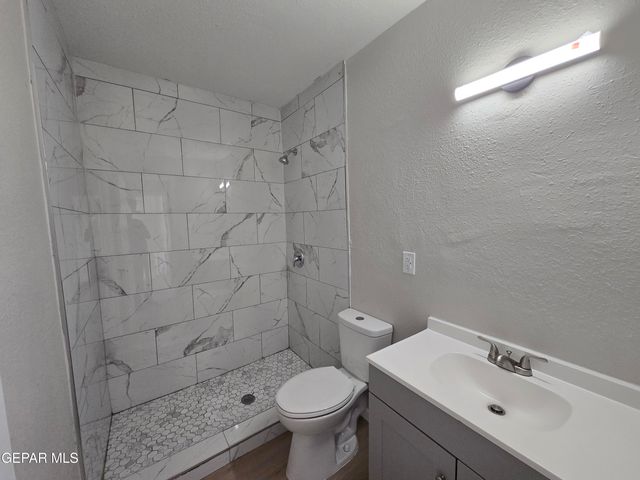 205 WOOLDRIDGE Drive, El Paso, TX 79915