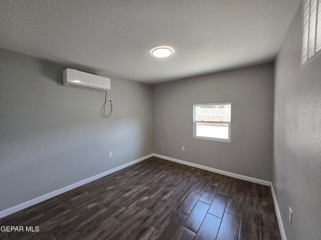 205 WOOLDRIDGE Drive, El Paso, TX 79915