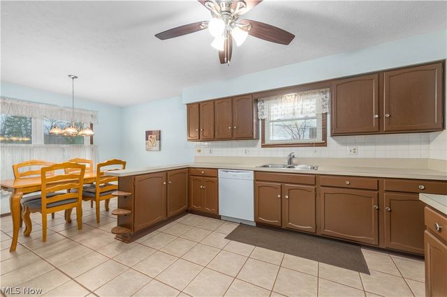 380 Orchardview Road, Seven Hills, OH 44131