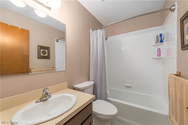 380 Orchardview Road, Seven Hills, OH 44131