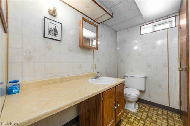 380 Orchardview Road, Seven Hills, OH 44131