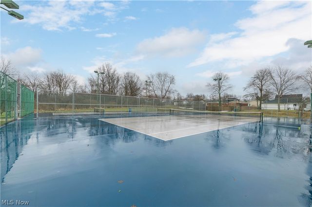 380 Orchardview Road, Seven Hills, OH 44131