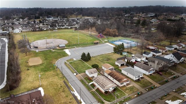 380 Orchardview Road, Seven Hills, OH 44131