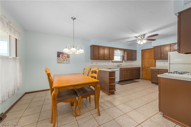 380 Orchardview Road, Seven Hills, OH 44131