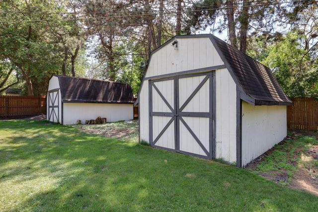 9632 Pleasant Avenue S, Bloomington, MN 55420