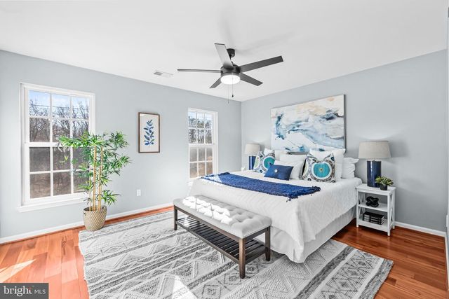 6208 LES DORSON LN, Alexandria, VA 22315