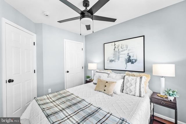 6208 LES DORSON LN, Alexandria, VA 22315