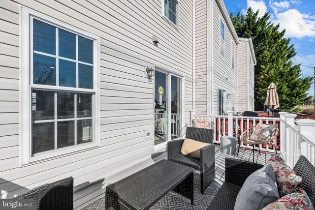 6208 LES DORSON LN, Alexandria, VA 22315