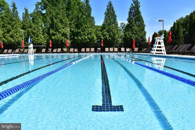 6208 LES DORSON LN, Alexandria, VA 22315