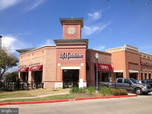 6208 LES DORSON LN, Alexandria, VA 22315