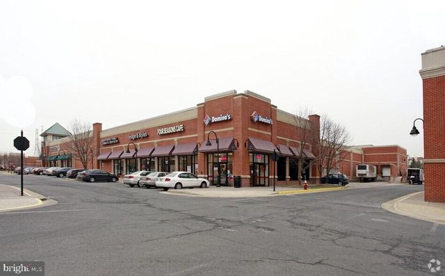 6208 LES DORSON LN, Alexandria, VA 22315