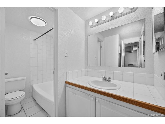 655 N Pearl St 205, Denver, CO 80203