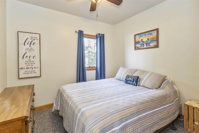 62560 Gilmore Avenue, Dowagiac, MI 49047