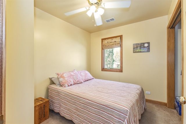 62560 Gilmore Avenue, Dowagiac, MI 49047