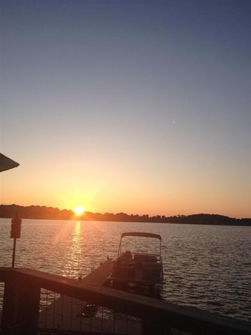 62560 Gilmore Avenue, Dowagiac, MI 49047