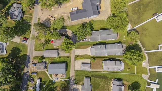 62560 Gilmore Avenue, Dowagiac, MI 49047