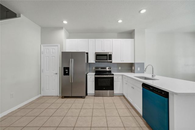 2658 MAYAGUANA STREET, Kissimmee, FL 34747