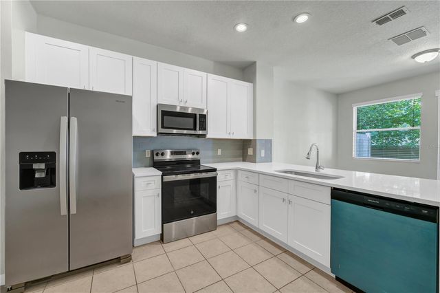 2658 MAYAGUANA STREET, Kissimmee, FL 34747