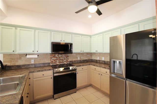 5635 SPANISH POINT COURT, Palmetto, FL 34221