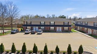 2304 SE Jayel Terrace 2, Bentonville, AR 72712