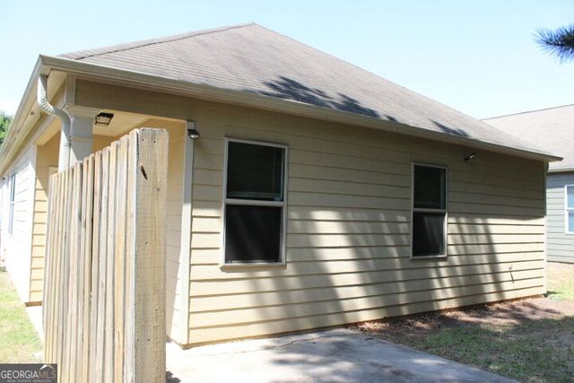 234 River Meadow Drive, Lagrange, GA 30241