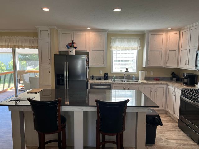 5300 Sparrow Drive NE, Belmont, MI 49306