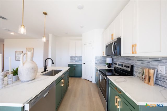 715 Liberty Park Drive, Belton, TX 76513