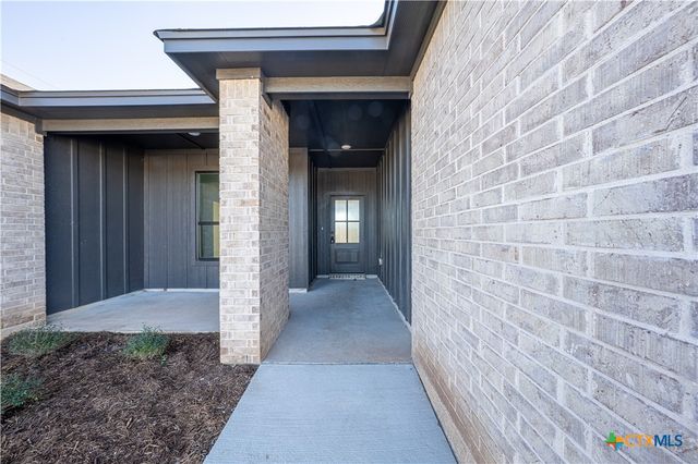 715 Liberty Park Drive, Belton, TX 76513