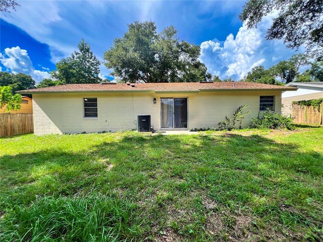 1041 NORTH AVENUE, Deland, FL 32720