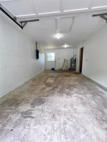 1041 NORTH AVENUE, Deland, FL 32720