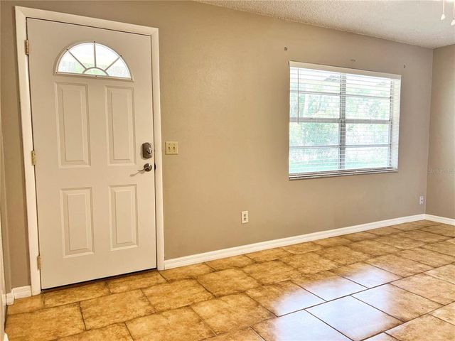 1041 NORTH AVENUE, Deland, FL 32720