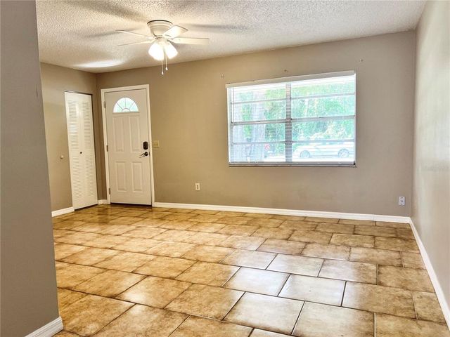 1041 NORTH AVENUE, Deland, FL 32720