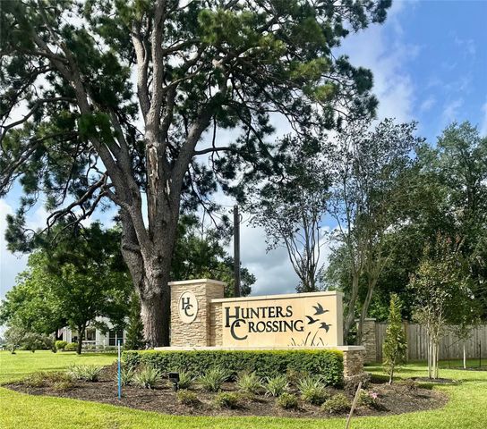 303 Fawn Hill Lane, Sealy, TX 77474
