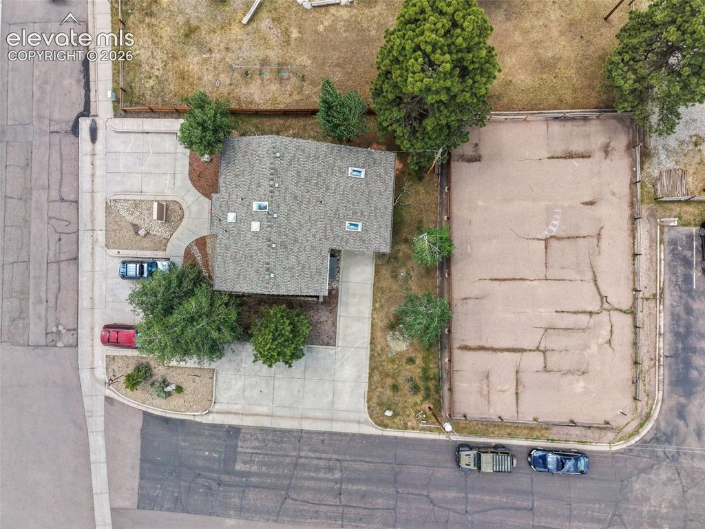 250 N Center Street, Woodland Park, CO 80863 — photo 5