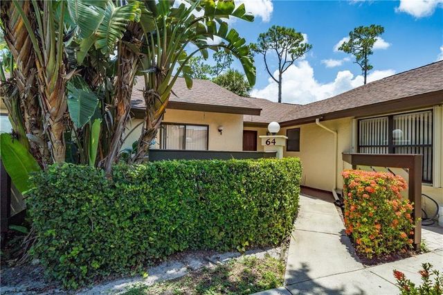 64 Macadamia Court, Royal Palm Beach, FL 33411