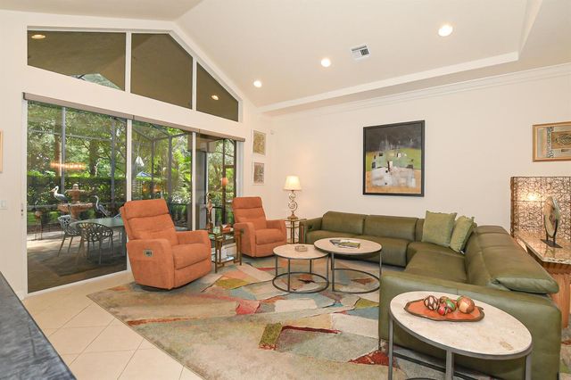 7600 Greenbrier Circle, Port St. Lucie, FL 34986