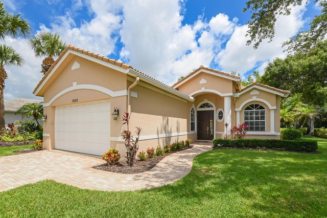 7600 Greenbrier Circle, Port St. Lucie, FL 34986