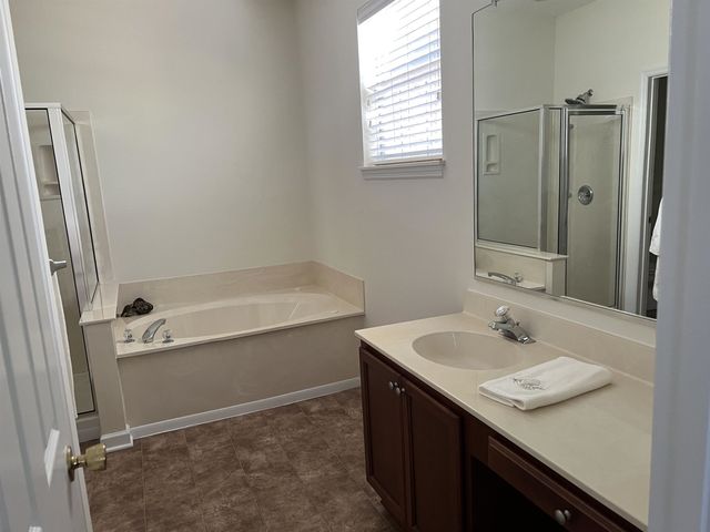 87 Low Country Ln., Pawleys Island, SC 29585