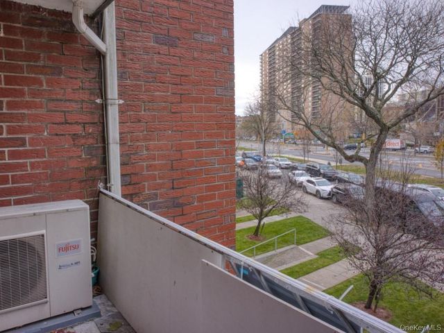 2955 Ocean Parkway 2F, Brooklyn, NY 11235