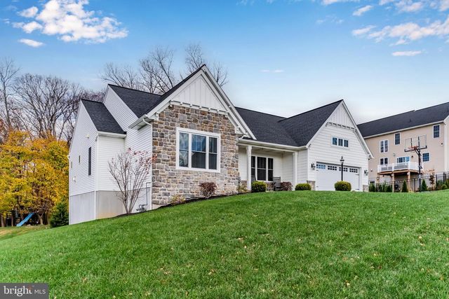 290 POPLAR DR, Boiling Springs, PA 17007