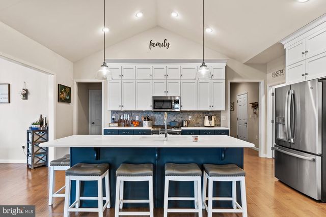 290 POPLAR DR, Boiling Springs, PA 17007