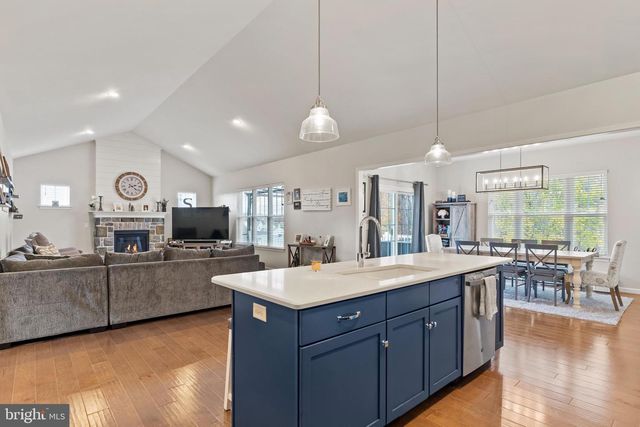 290 POPLAR DR, Boiling Springs, PA 17007