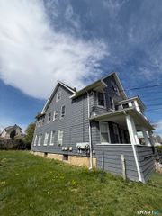 610 Hawley Avenue, Bridgeport, CT 06606